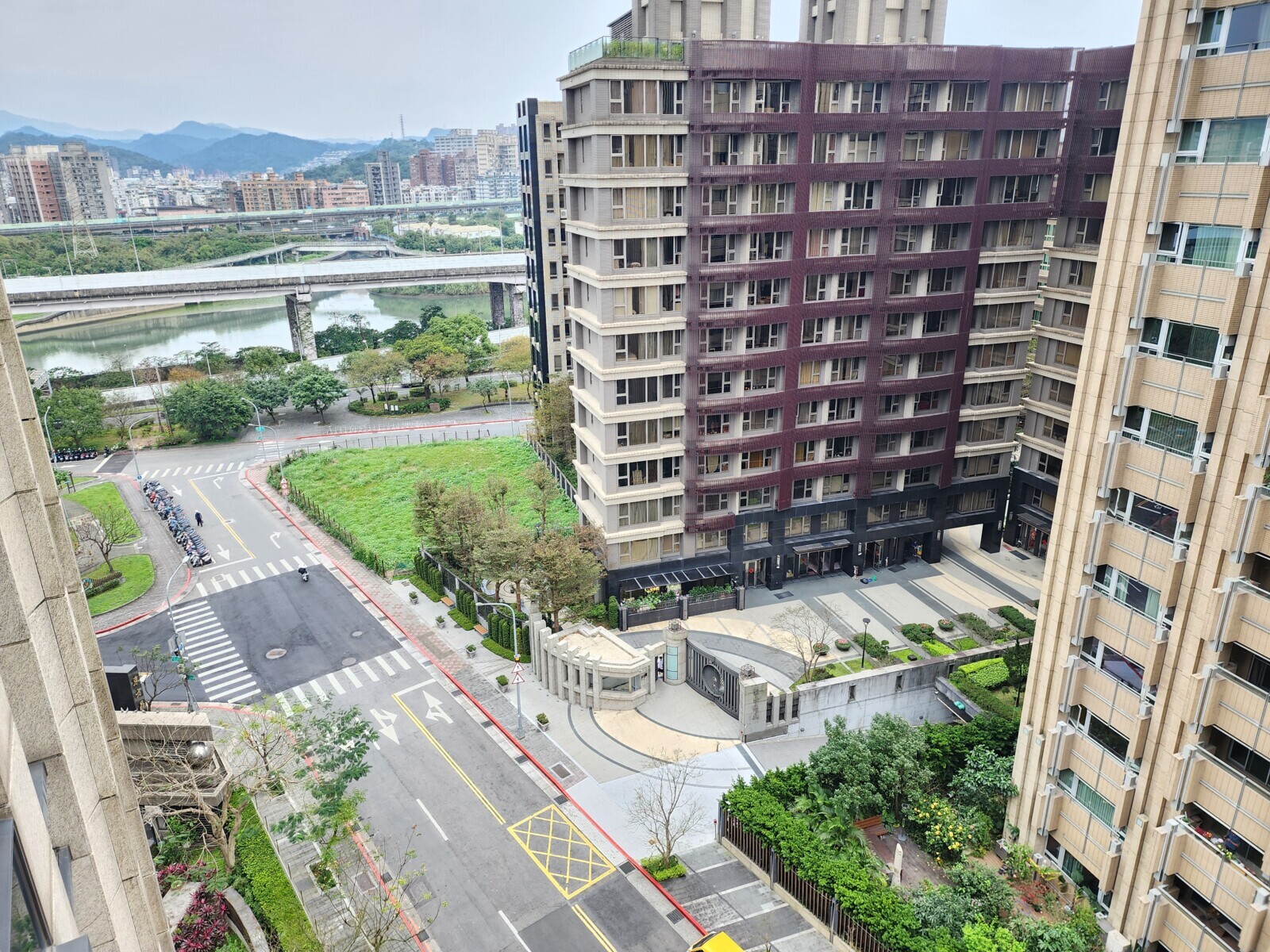 台北市南港區泰御/皇御待售房屋