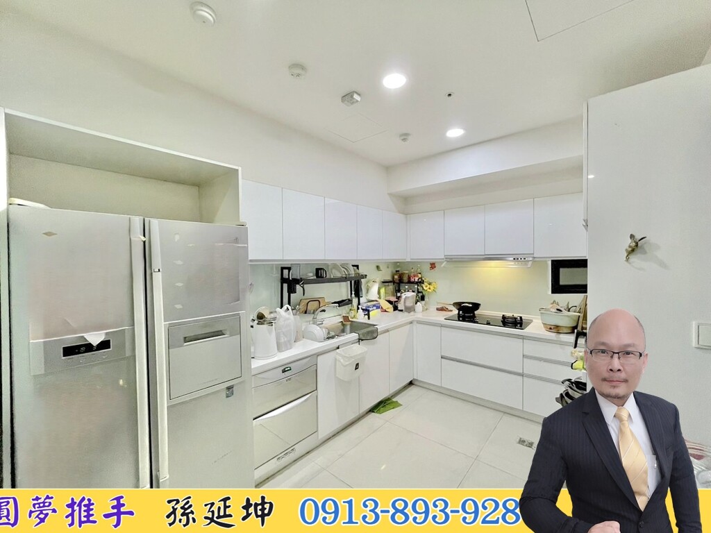 台中市西屯區親家雲硯待售房屋