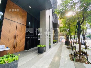 鳳凰頌待售房屋