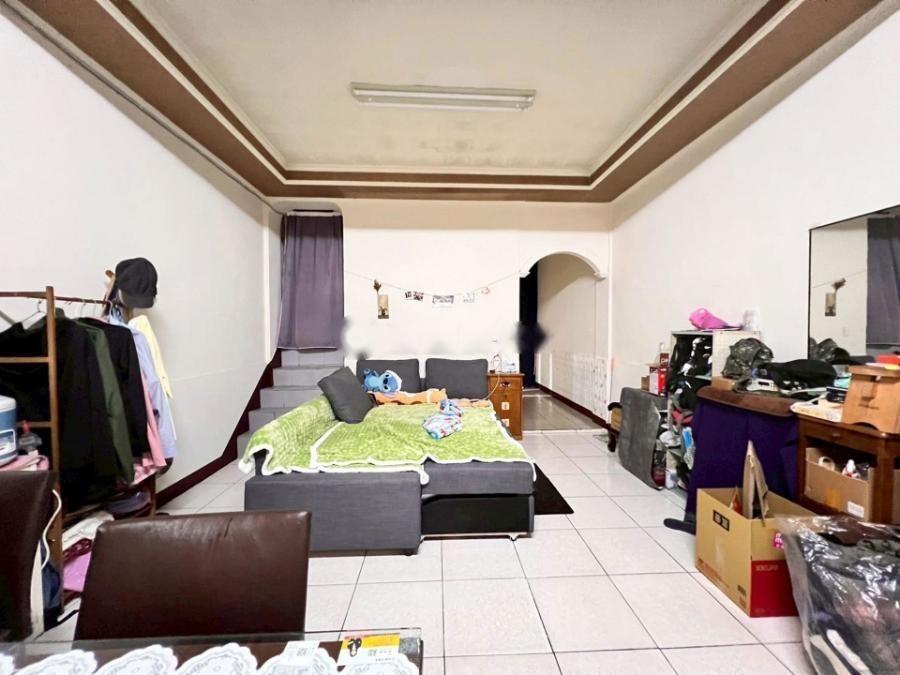 大里成功二路地坪大便宜透天(一)