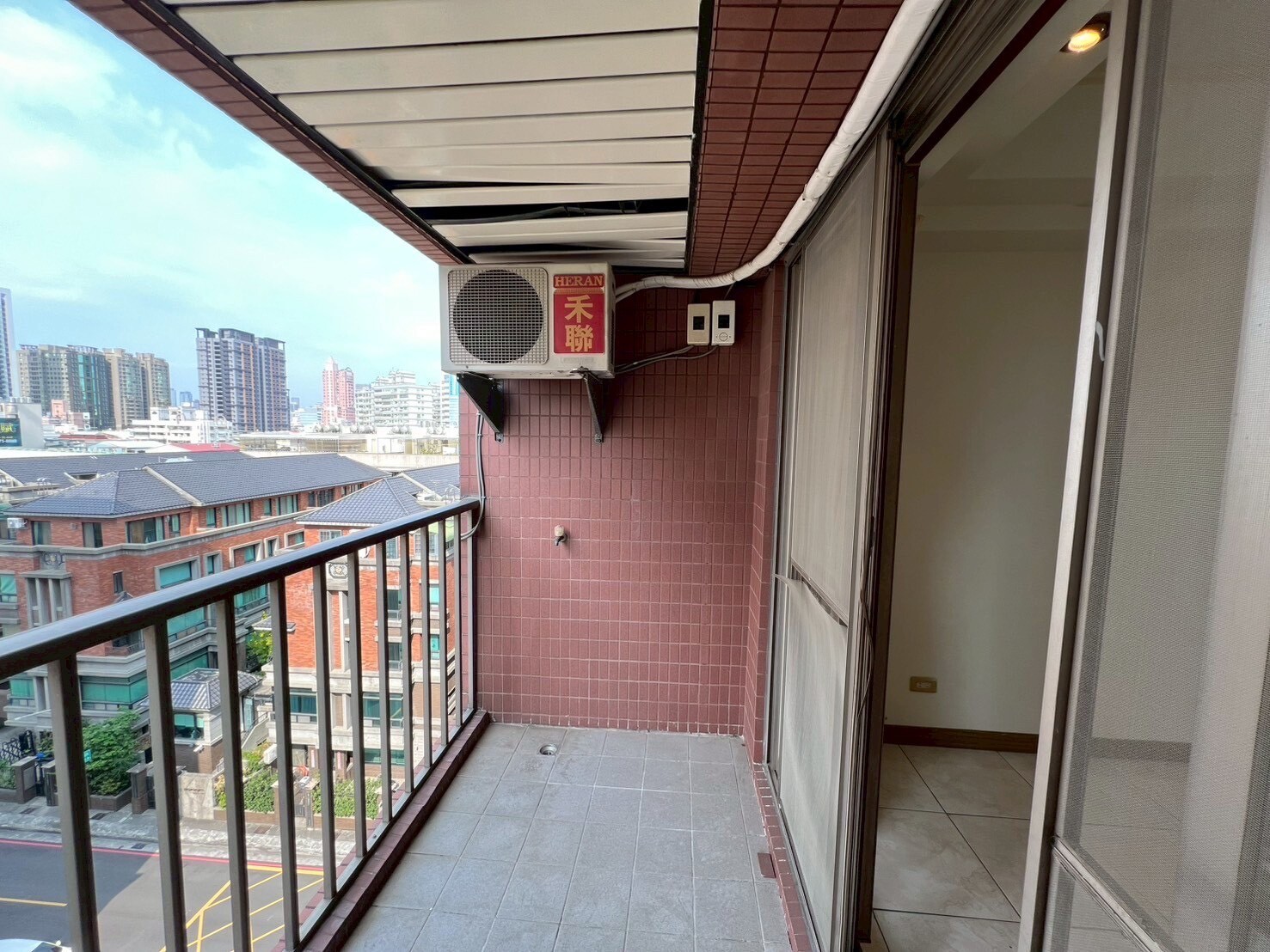 樂屋_台中市南屯區海德堡藝術廣場待售房屋 台中市南屯區海德堡藝術廣場待售房屋