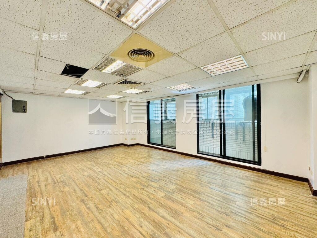 台北市大安區保富寰宇大樓待售房屋