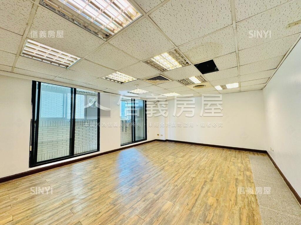 台北市大安區保富寰宇大樓待售房屋