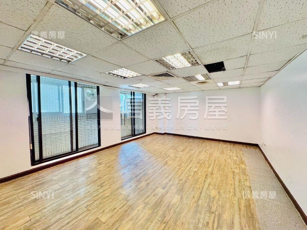 台北市大安區保富寰宇大樓待售房屋