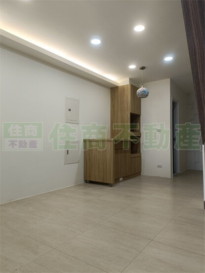 仁和商圈整新車墅