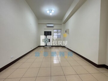 【新夢想】新農街超值住宅店面內含2房 - Image 1