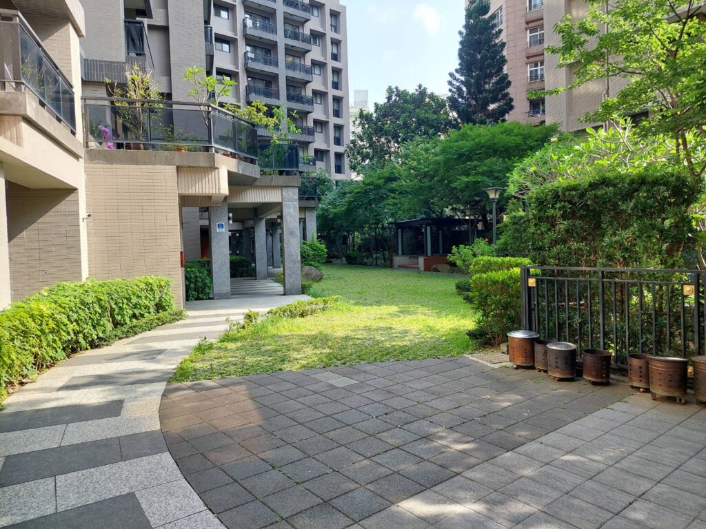 新北市淡水區首鼎待售房屋