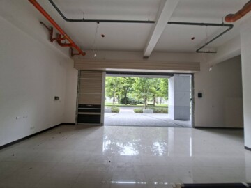 竹北租屋高鐵特區大面寬全合法宜咖啡輕食診所美業 - Image 1