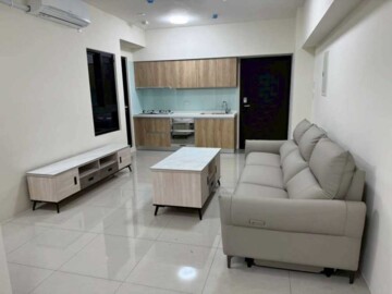 高大特區⭐️崑庭馥御⭐全新2+1房平車~傢俱電全 - Image 1