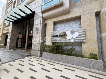 摩天高雄待售房屋