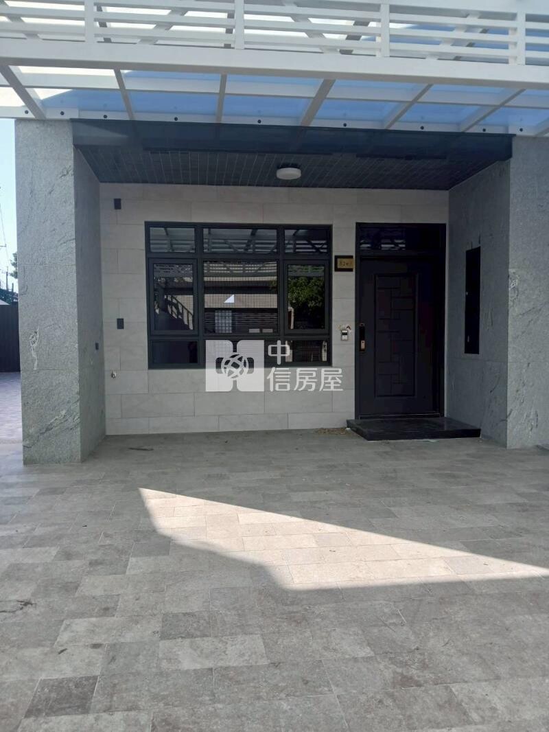 員林山腳路旁車庫別墅(3戶可選)