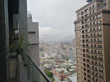 皇翔高更待售房屋