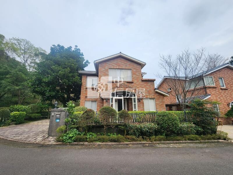 秀岡山莊書香庭院別墅☆大台北華城☆青山鎮康橋小學