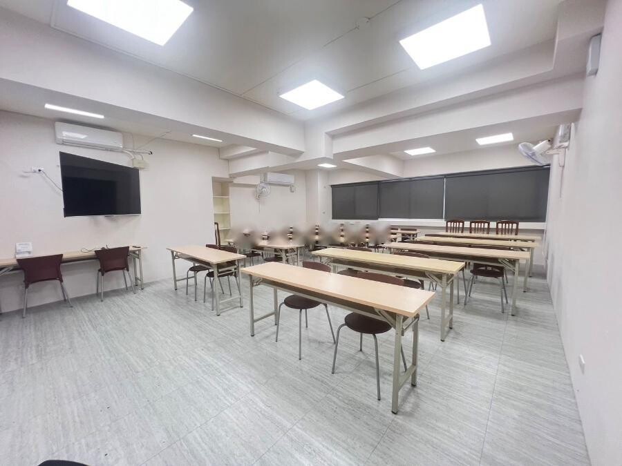 高雄市左營區當代領袖待售房屋