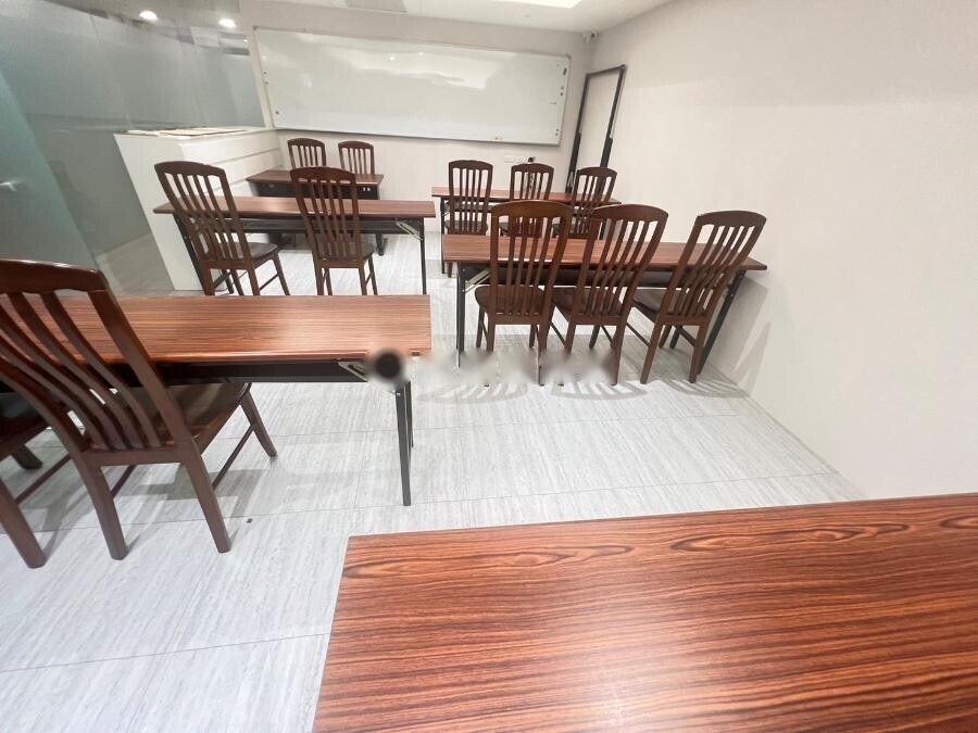 高雄市左營區當代領袖待售房屋