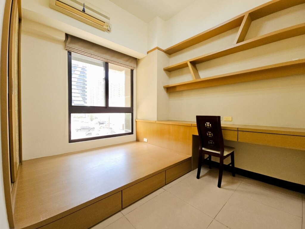樂屋_高雄市鼓山區京城阿曼會館待售房屋 高雄市鼓山區京城阿曼會館待售房屋