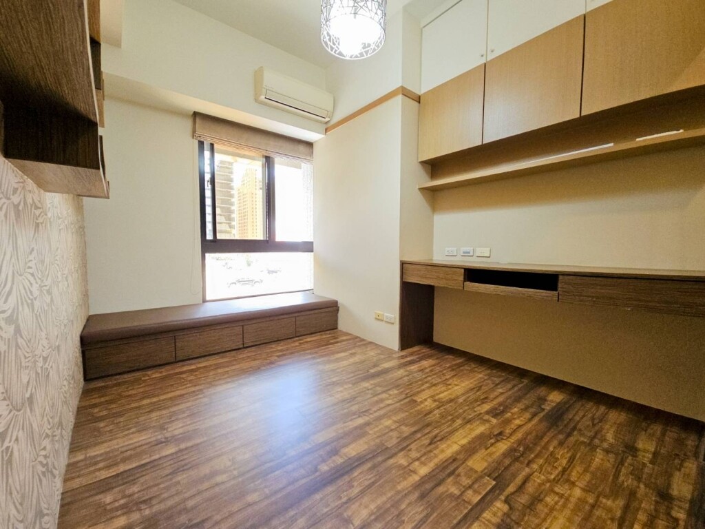 樂屋_高雄市鼓山區京城阿曼會館待售房屋 高雄市鼓山區京城阿曼會館待售房屋