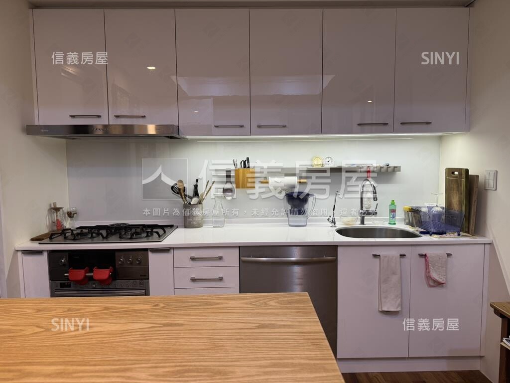 樂屋_台北市中山區圓頂世紀會館待售房屋 台北市中山區圓頂世紀會館待售房屋