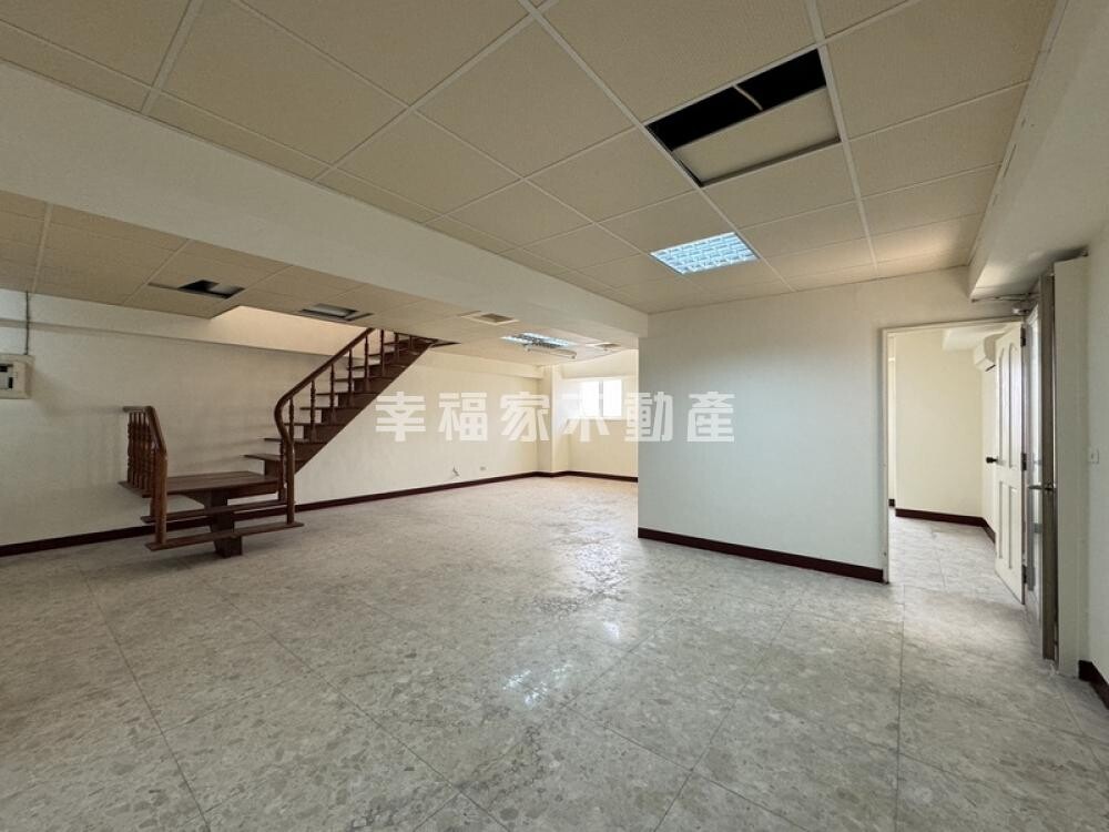 台南市北區皇龍第一園待售房屋