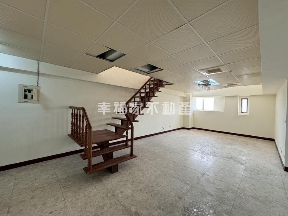 台南市北區皇龍第一園待售房屋