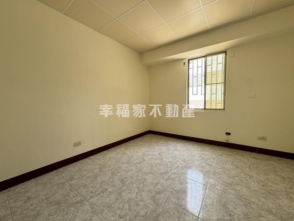 台南市北區皇龍第一園待售房屋