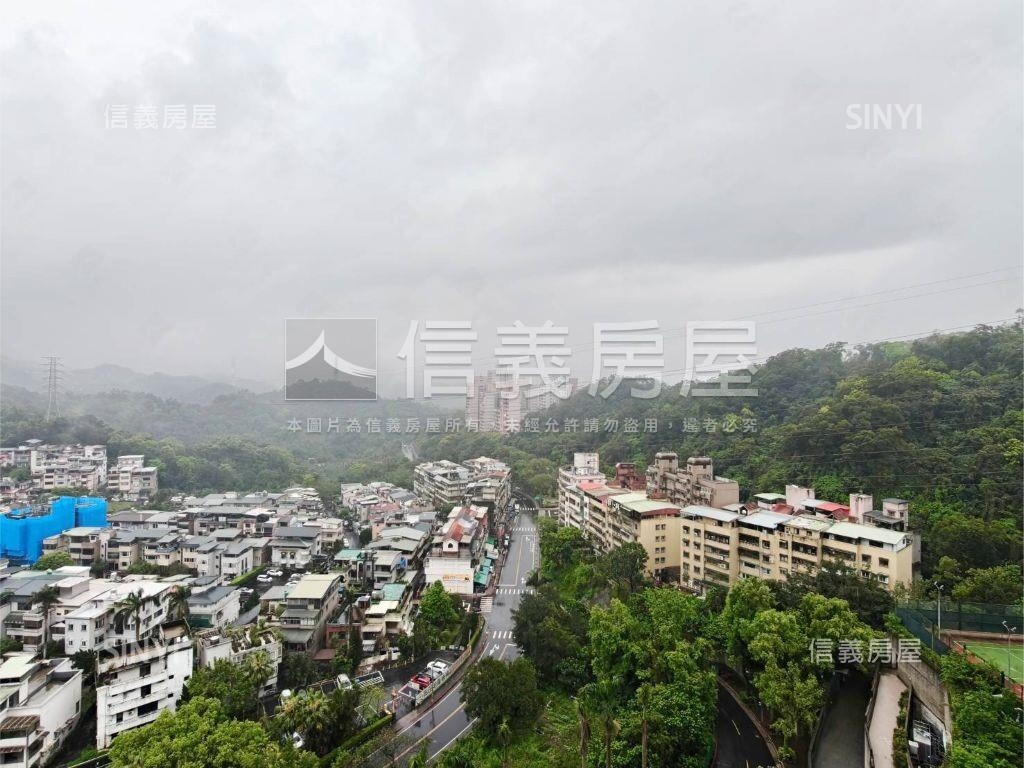 台北市文山區世界山莊待售房屋