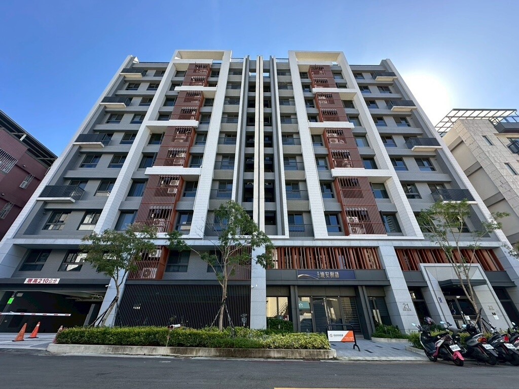 國圖館｜境安樹語永久棟距兩房車位