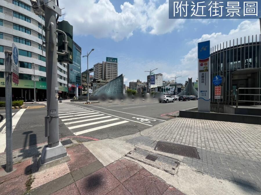 樂屋_高雄市前金區中正一號院待售房屋 高雄市前金區中正一號院待售房屋