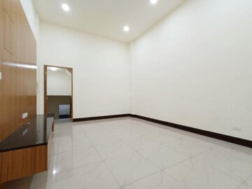 小港區待售房屋