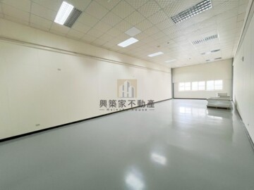 W近湖口交流道.中華路｜稀有35坪倉庫｜. - Image 1