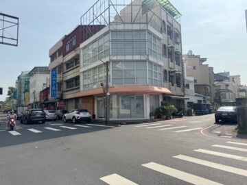 嘉義市東區民權路 - Image 1