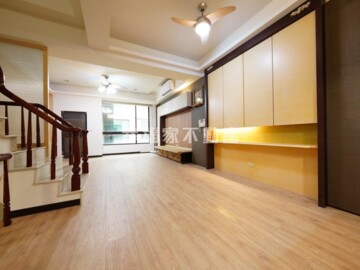 皇龍御品待售房屋