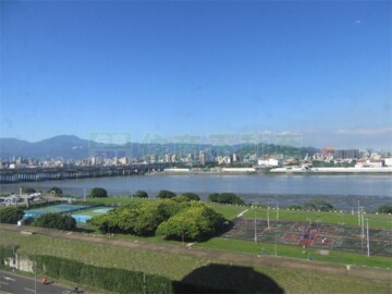 水景花園待售房屋