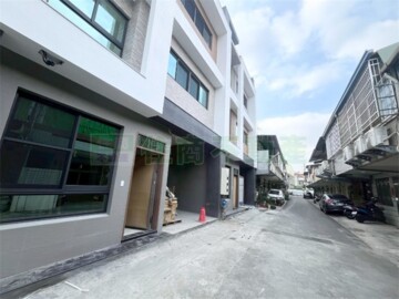 永富居員大路一段188巷7弄透天待售房屋