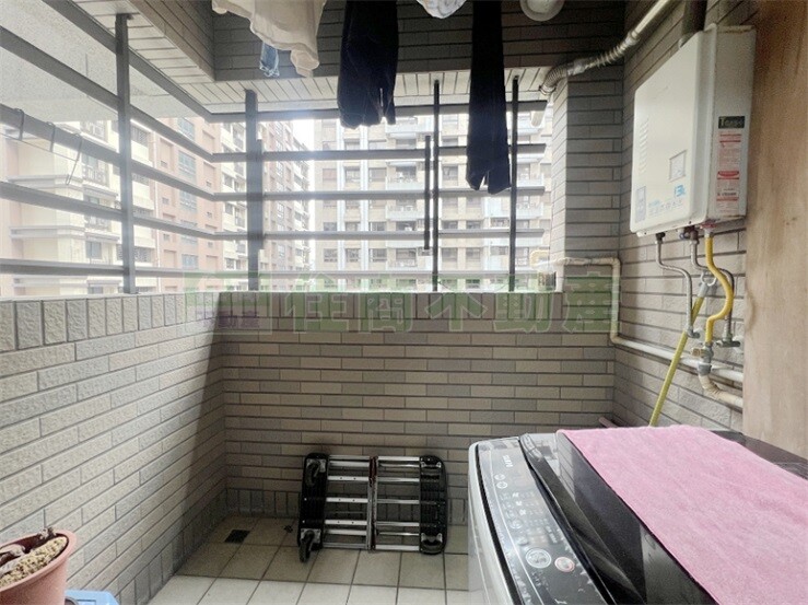 新北市淡水區捷運儷境待售房屋