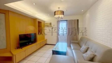 大學校園待售房屋