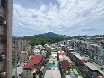 淡江柏園待售房屋
