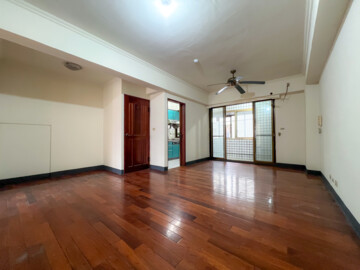 金碧輝煌待售房屋