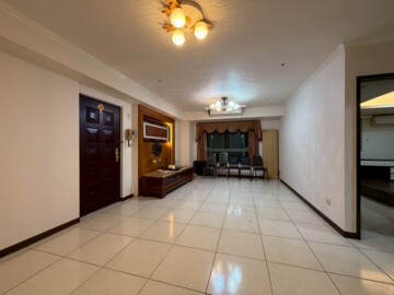 新北市新莊區新北大道七段/星光CITY - Image 1