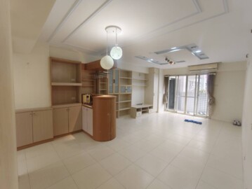 棕櫚泉綠茵山莊待售房屋