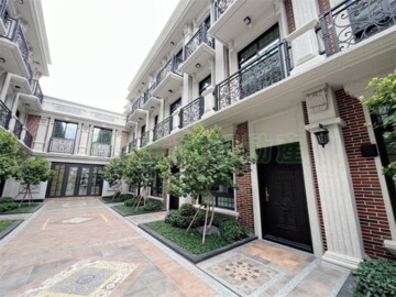 鵬業鹿東路透天待售房屋