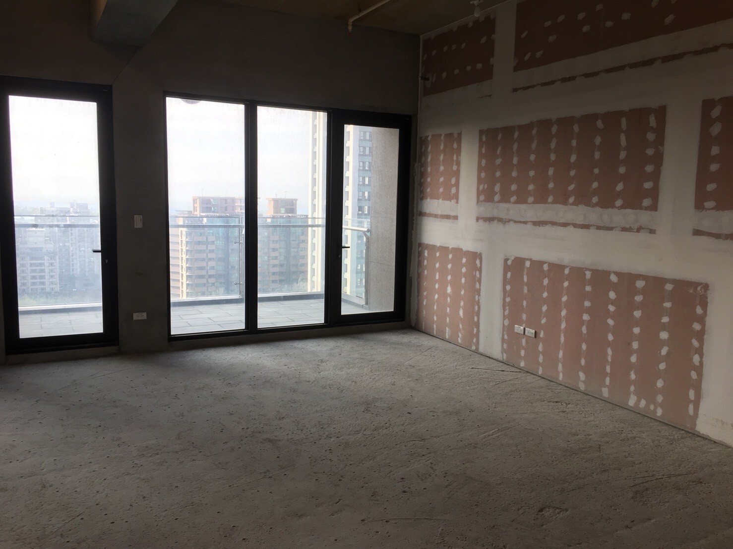 樂屋_新北市林口區展悅美術館待售房屋 新北市林口區展悅美術館待售房屋