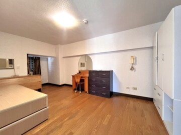 金碧輝煌待售房屋