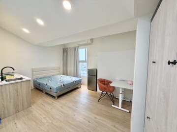 近嘉義火車站前站美套房 - Image 1