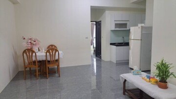 東南吉萊茵河待售房屋