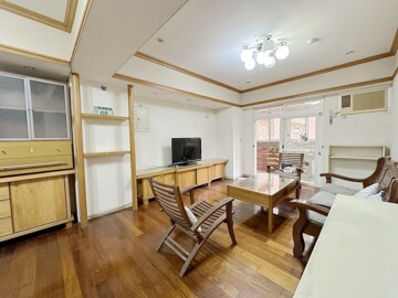 成功綠第✦近青溪國中木質溫馨裝潢衛浴開窗車位可租 - Image 1