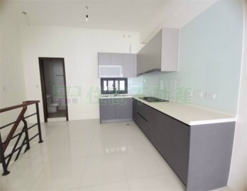 采縈永芳路310巷透天待售房屋