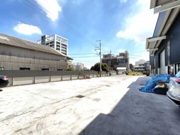 岡山可廠登使用300坪全新廠房~有天車 - Image 1