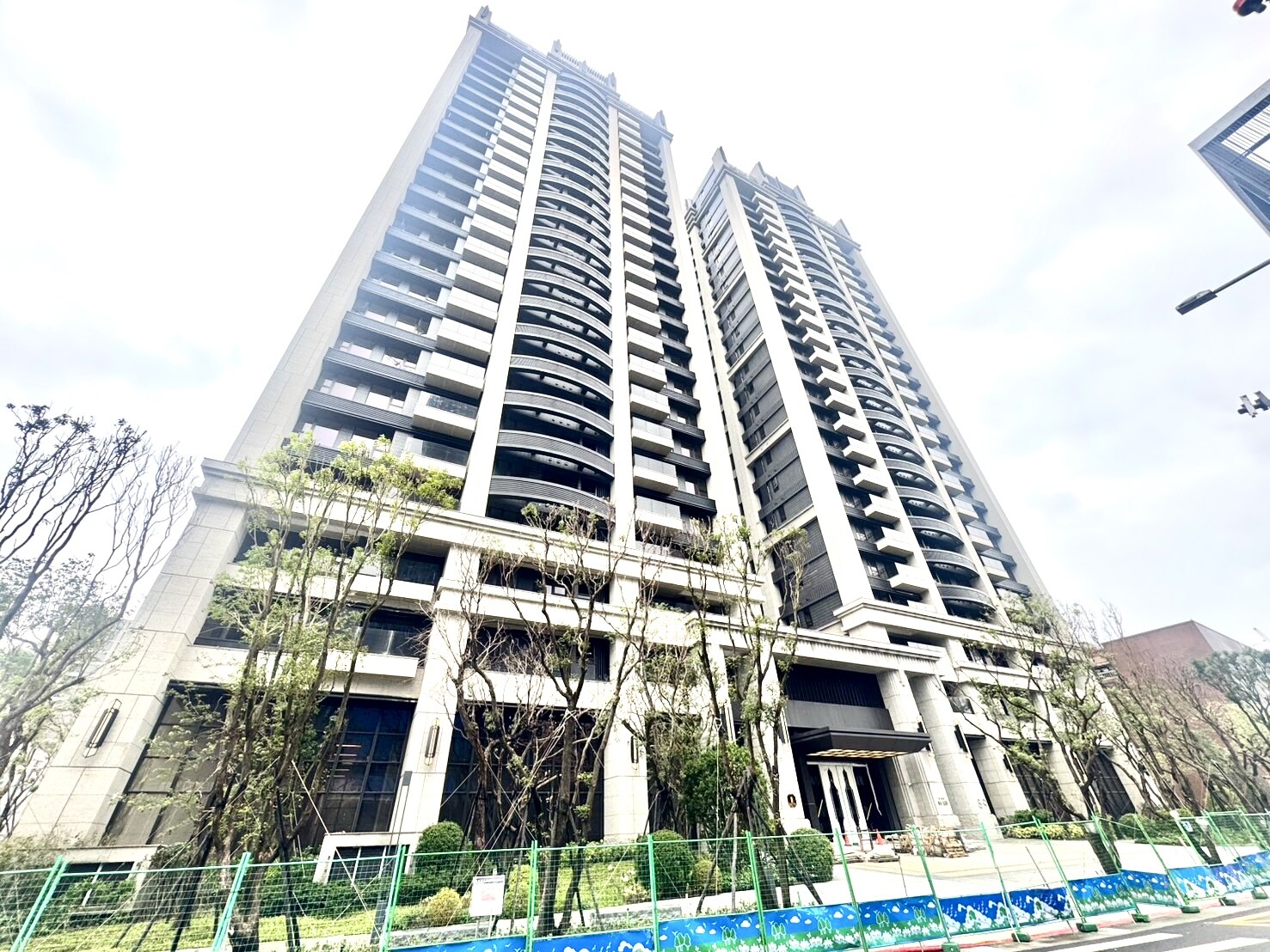 台北市南港區擎天森林待售房屋
