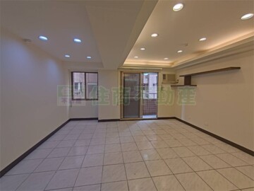 新名人賞待售房屋